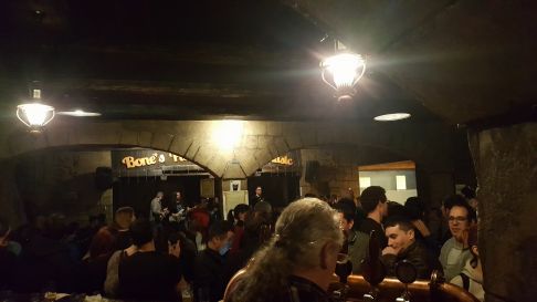 Bone's Pub