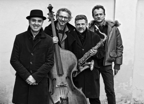 Luigi Martinale Trio, special guest Tino Tracanna